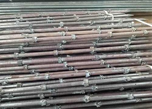 沙坪坝隧道钢花管